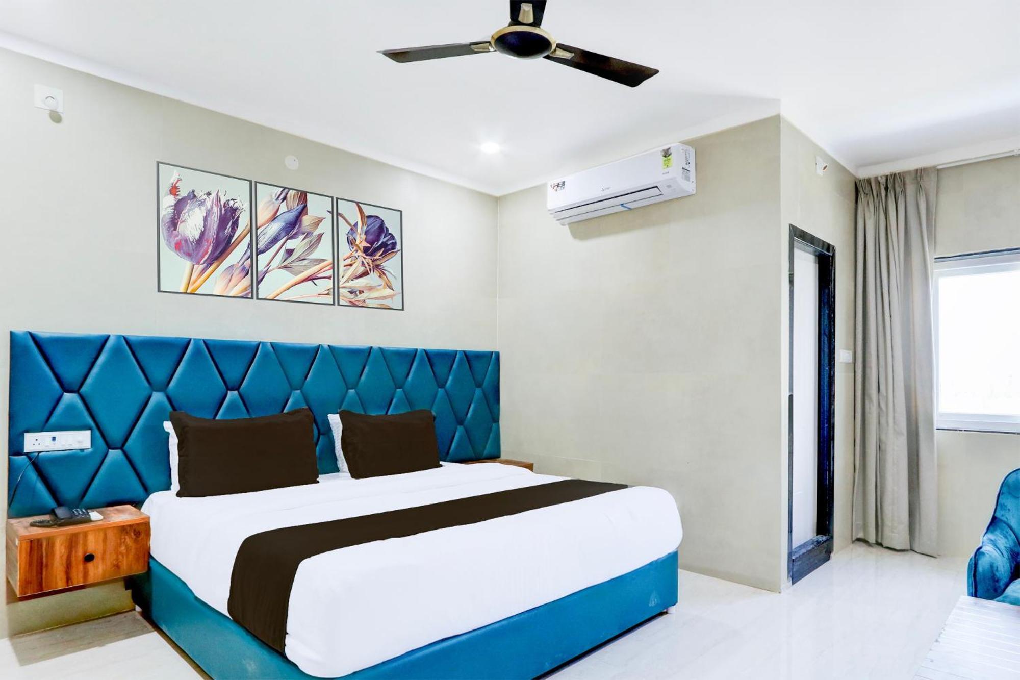 Hotel O Pr Grand Khammam Exterior foto